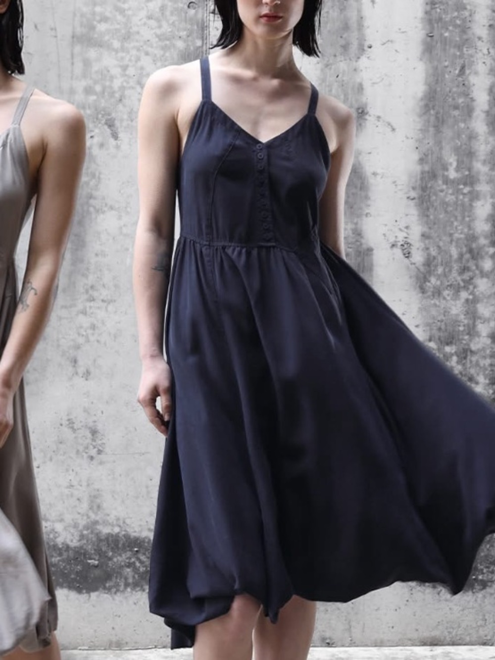 Lurdes Bergada Black Bubble Hem Button Front Sleeveless Midi Dress Small